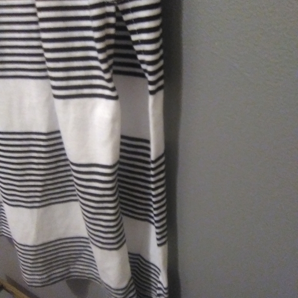 Hurley dress - Picture 4 of 5